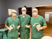 Thoraxchirurgie-Innovation: Lungenchirurgen aus Coswig kombinieren technische Genauigkeit mit feiner Fingerfertigkeit